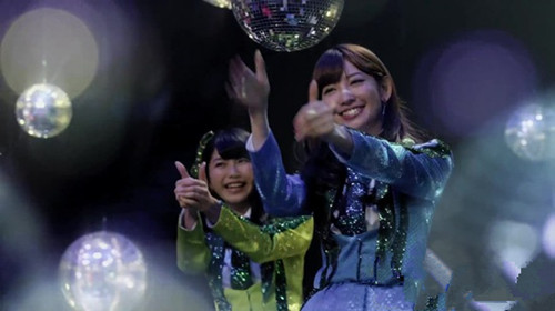 AKB48舞台斗士2战斗狂欢安卓版游戏截图3