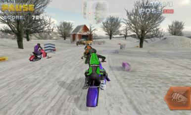 雪上摩托车安卓版游戏截图2
