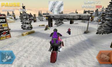 雪上摩托车安卓版游戏截图4