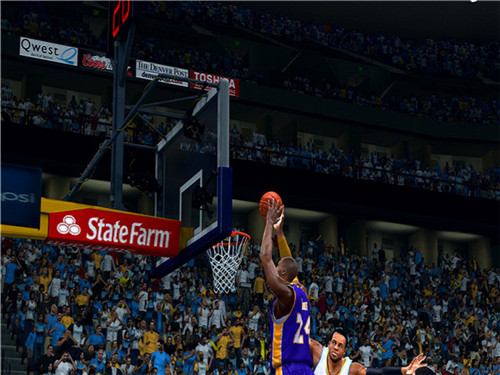 NBA LIVE九游版游戏截图1